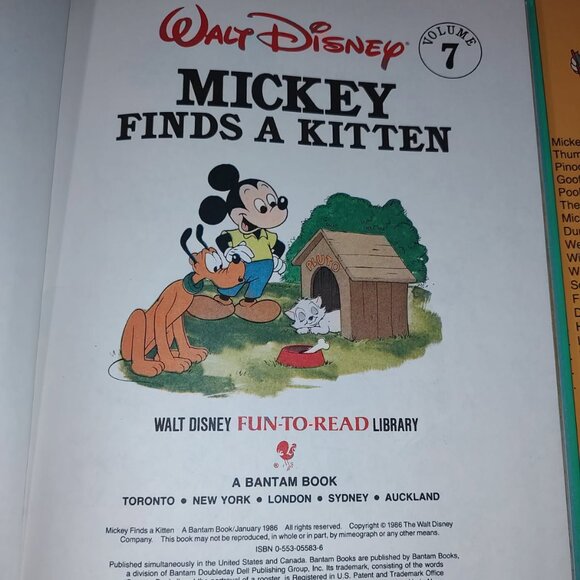 2 Walt Disney: Bantam Book "Road to Reading" and "Mickey Finds a Kitten" Good HC - Picture 5 of 12